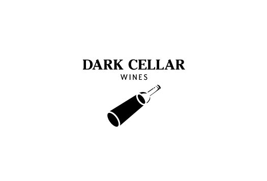 Dark Cellar Wines 手电筒酒瓶标志